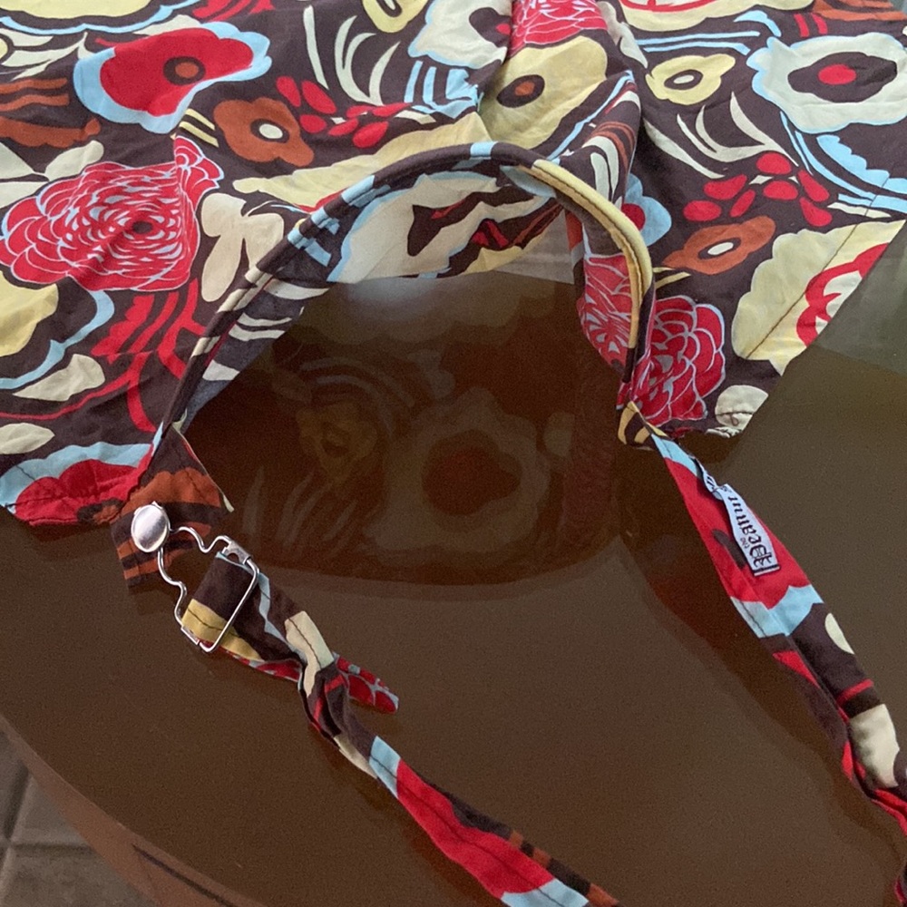 The Peanutshell nursing cover - Picture 2 of 7